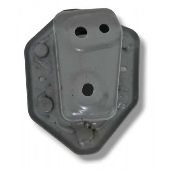 Suporte Alma Parachoque Dianteiro Direito Nissan Versa 2020