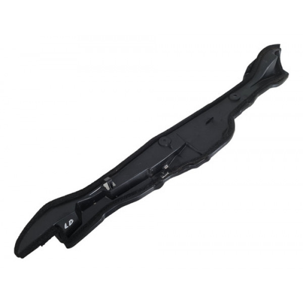 Isolador Interno Paralama Direito Toyota Yaris Xls 2022
