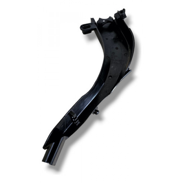 Capa Protetor Guia Mangueira Combustível Vw Jetta Rline 2020